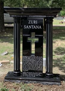 Ukiran Watu Tombe-Gaya Terbstone Gaya Eropa
